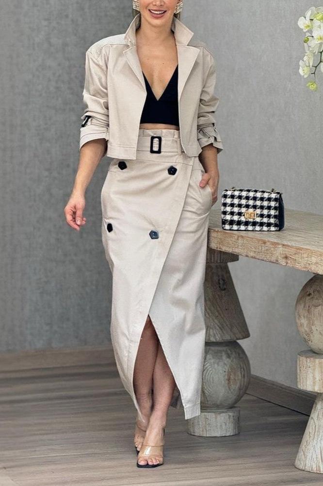 Modieuze reversjas & gespleten rok tweedelig set