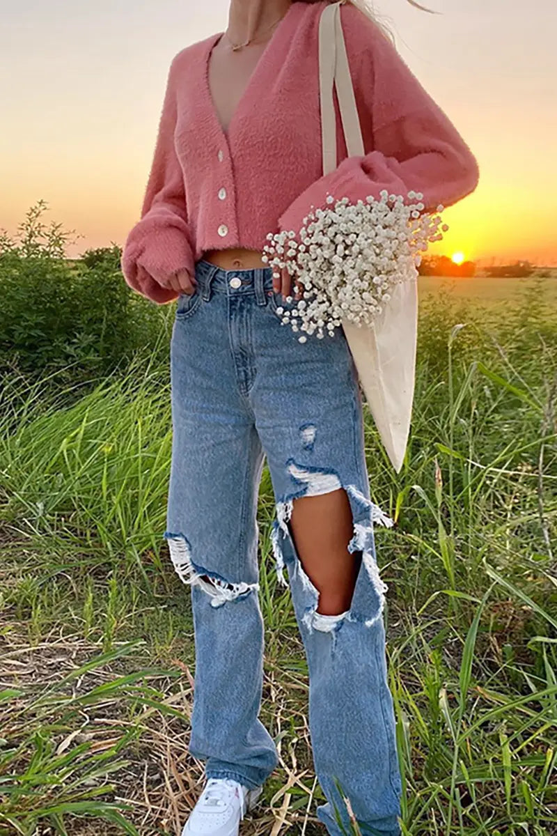 Zomerse losse rechte broek met gescheurde jeans