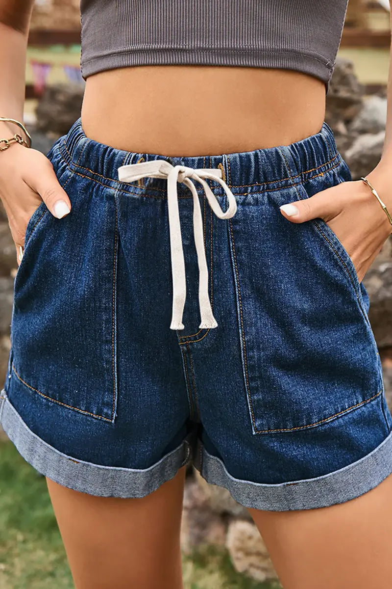 Denim shorts met opgerolde zoom en tailleband met strik