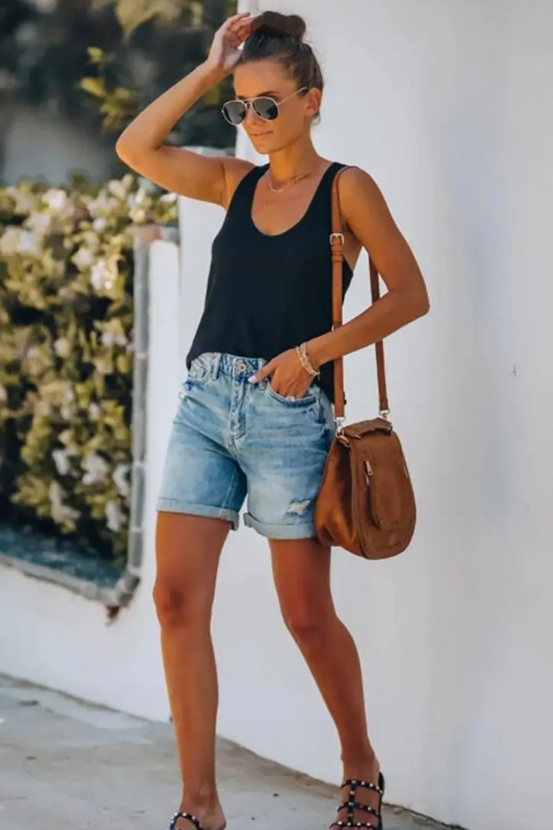 Nieuwe Stijlvolle Versleten Denim Shorts