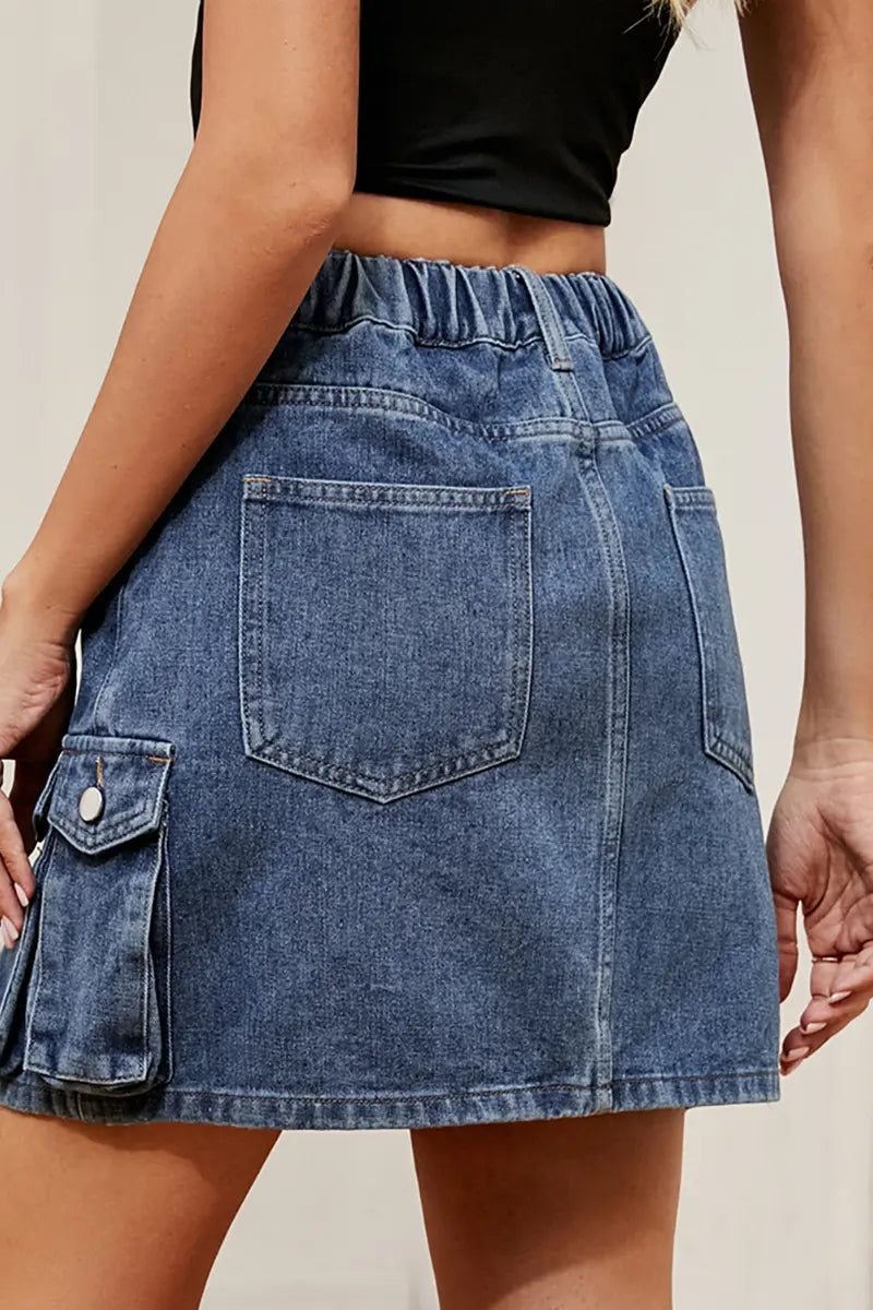 Gewassen denim cargorok met meerdere zakken