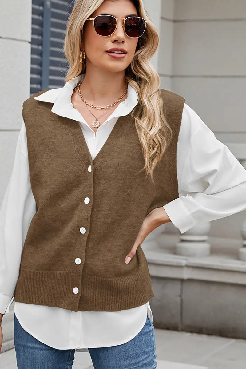 Trendy gebreid vest met knopen