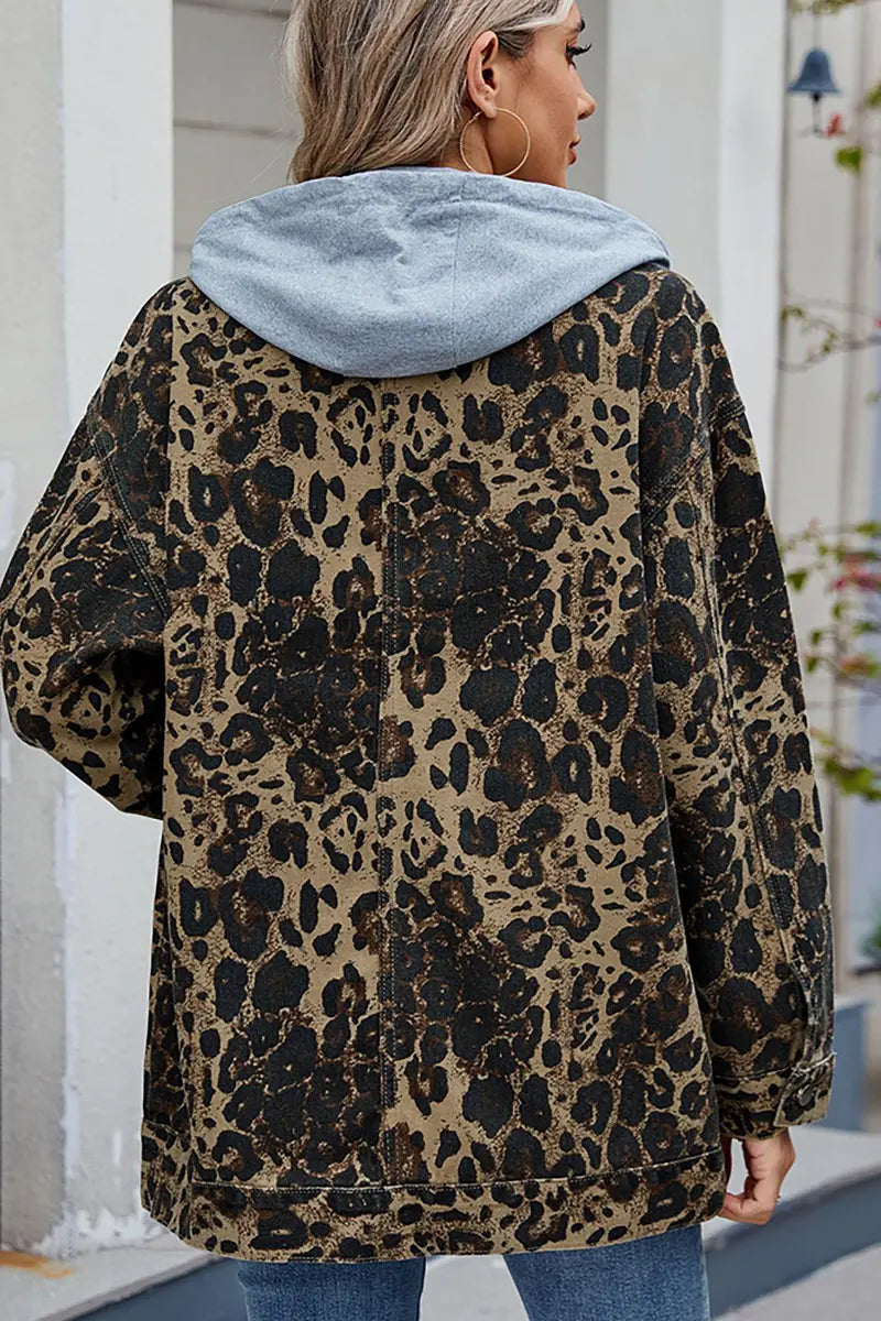Oversized spijkerjack met capuchon en luipaardprint