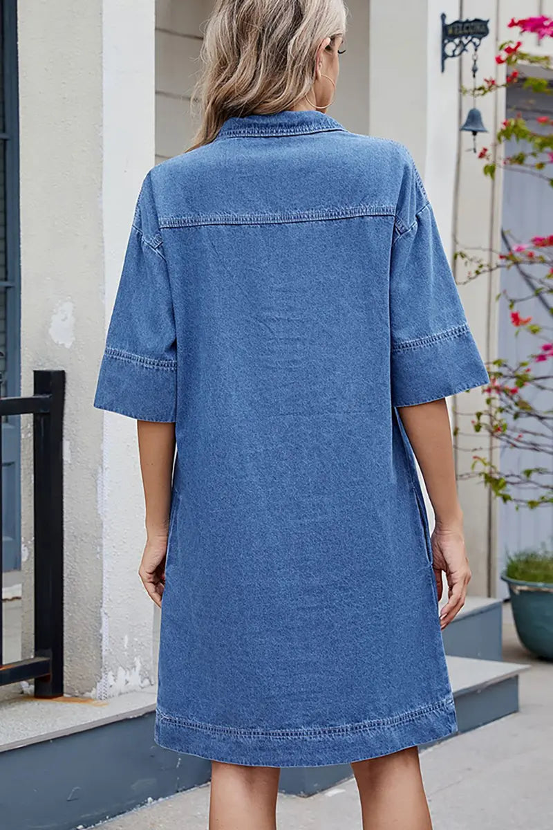 Elegant Loose-Fit V-Neck Midi Dress