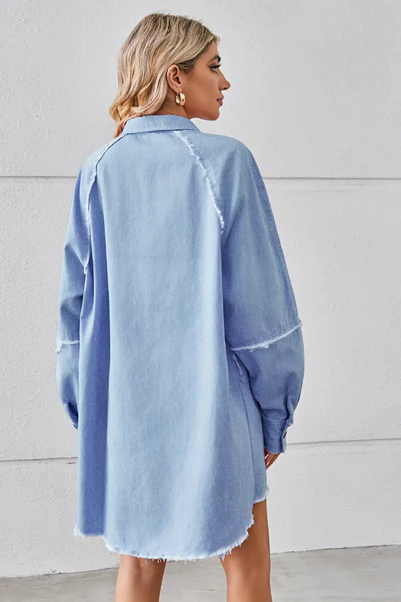 Gewassen denim jurk met franjes en patchwork