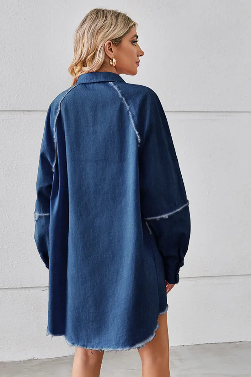 Gewassen denim jurk met franjes en patchwork