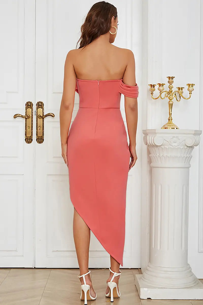 Off-shoulder geplooide splitjurk