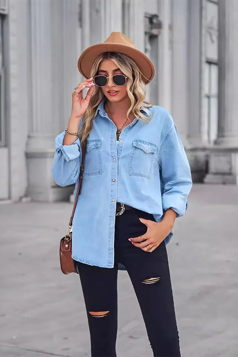 Slim-Fit Lichtgewassen Denim Overhemd