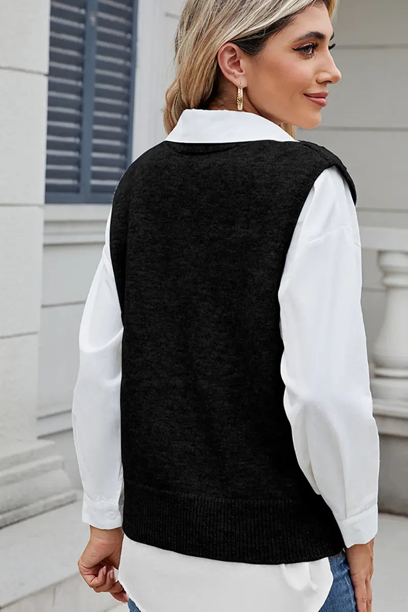 Trendy gebreid vest met knopen