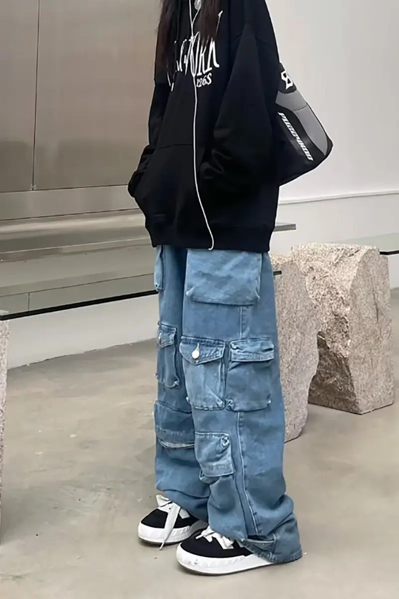 Light Wash Zip Jeans