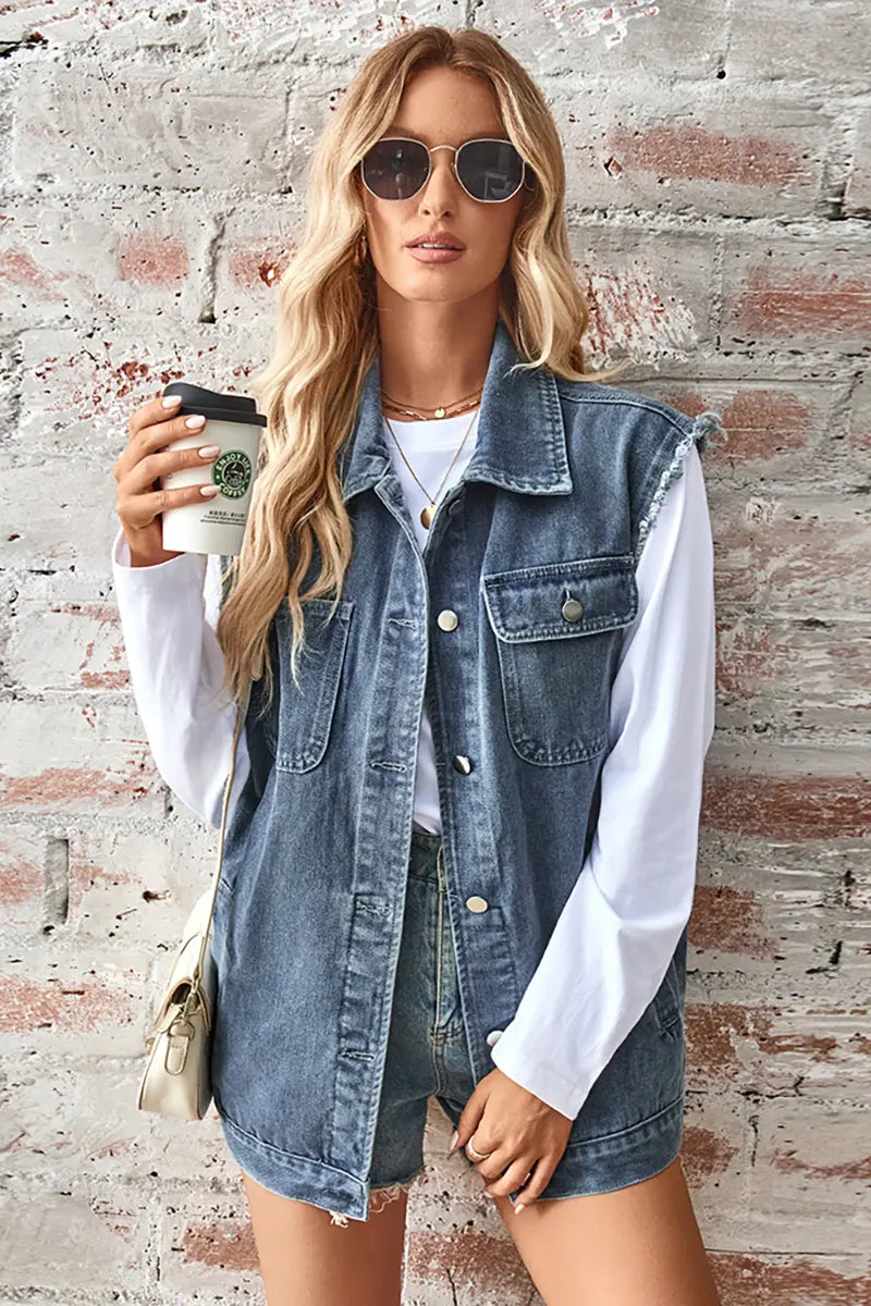 Gewassen denim mouwloze cardigan