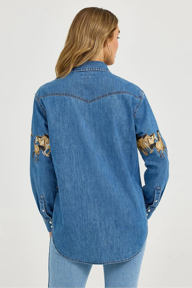 Relaxte pasvorm spijkerblouse met lange mouwen en drukknopen