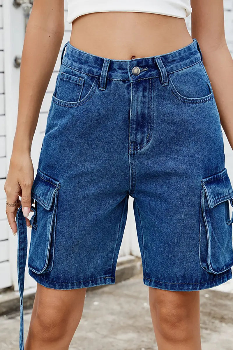 Pantaloni scurți cargo spălați, la modă pentru vară
