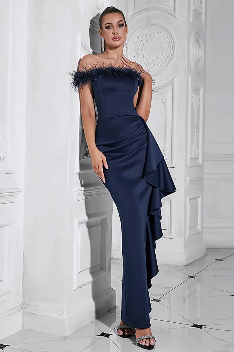 Sexy off-shoulder jurk met ruches en aansluitende pasvorm