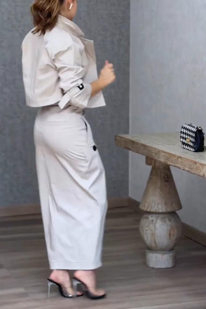 Modieuze reversjas & gespleten rok tweedelig set