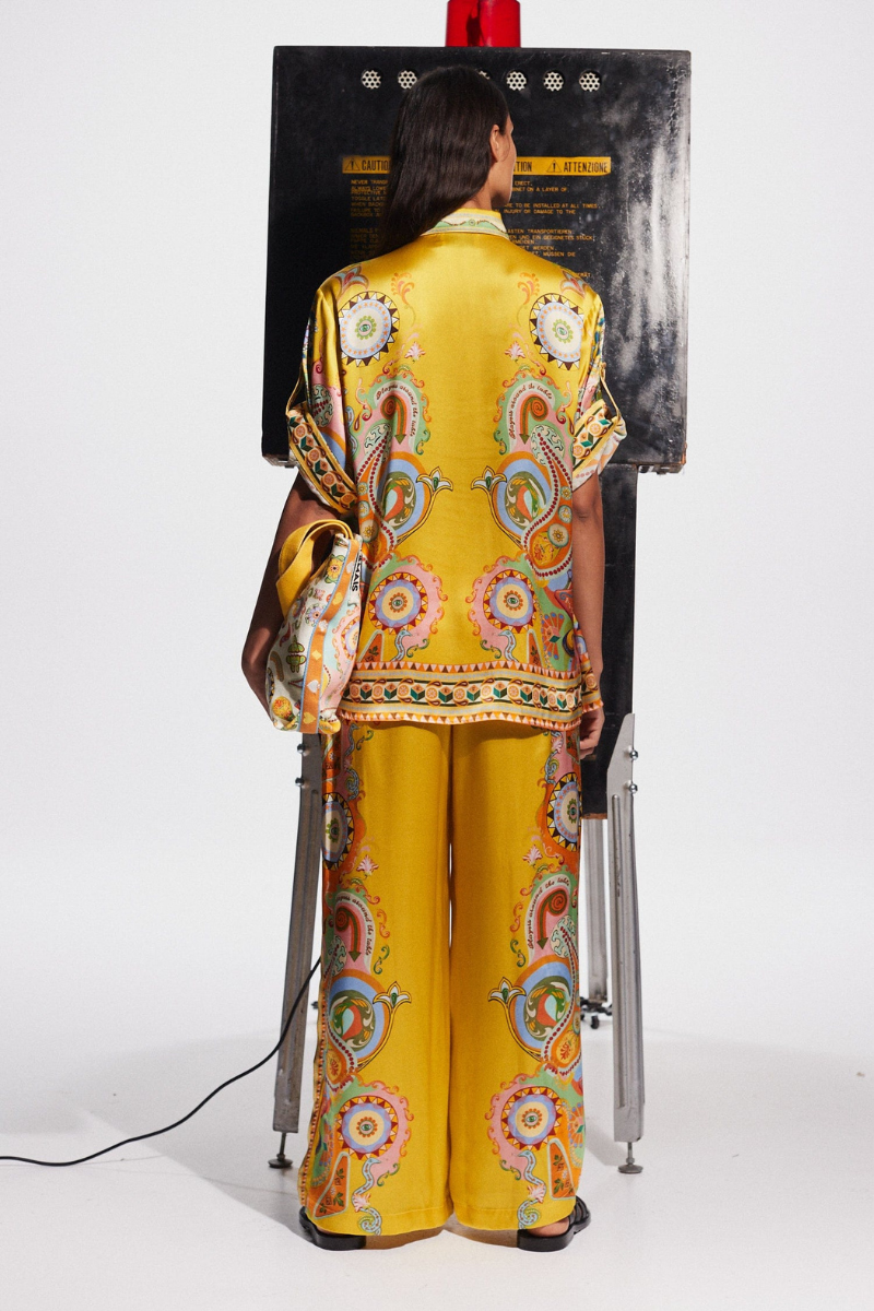 SOPHISTICATED SATIN UNIQUE CASHEW FLOWER PRINT BUTTON OVERSIZED TWO-PIECES SET