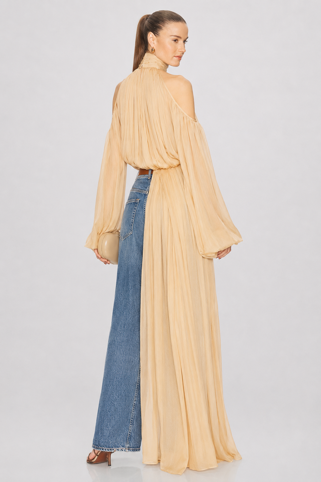Ethereal gedrapeerde halterblouse