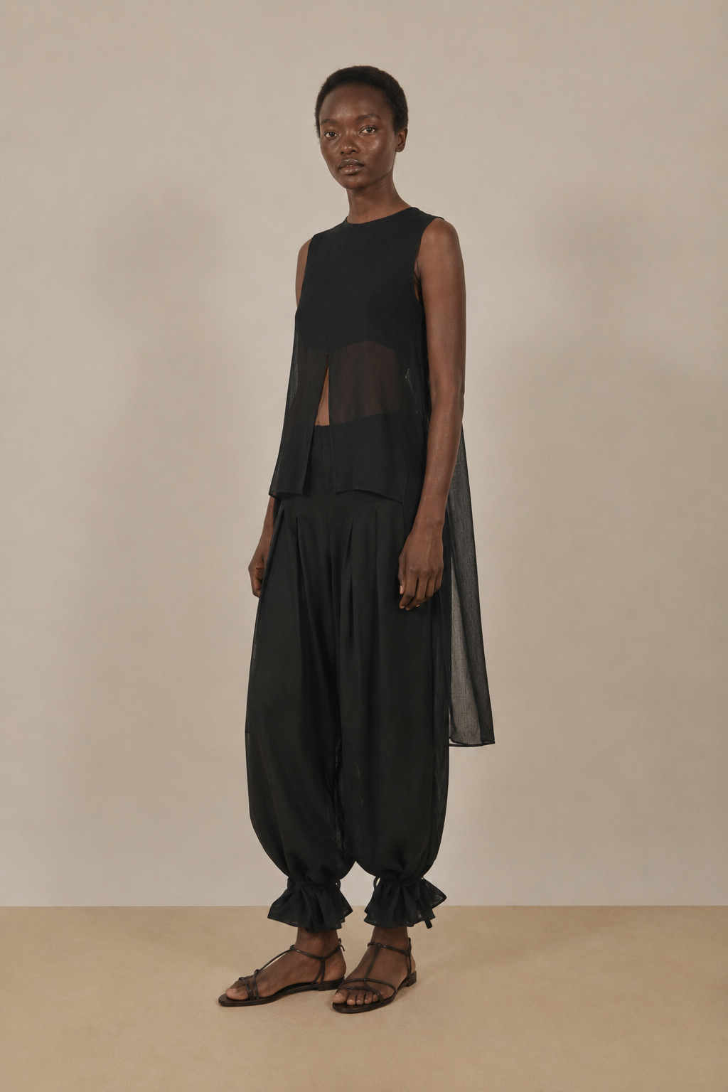 Set de pantaloni cu straturi transparente
