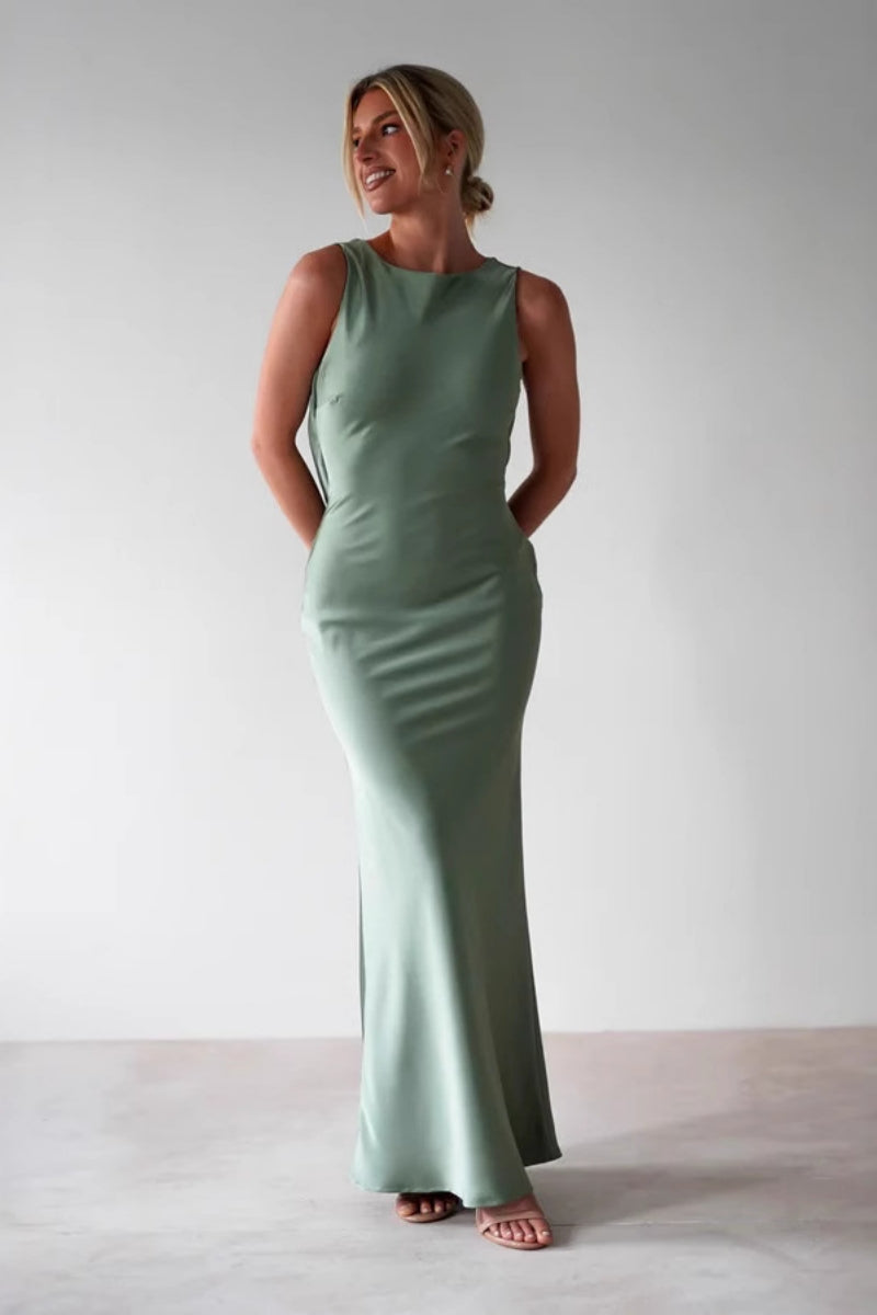 Solid Slim Sleeveless Dress