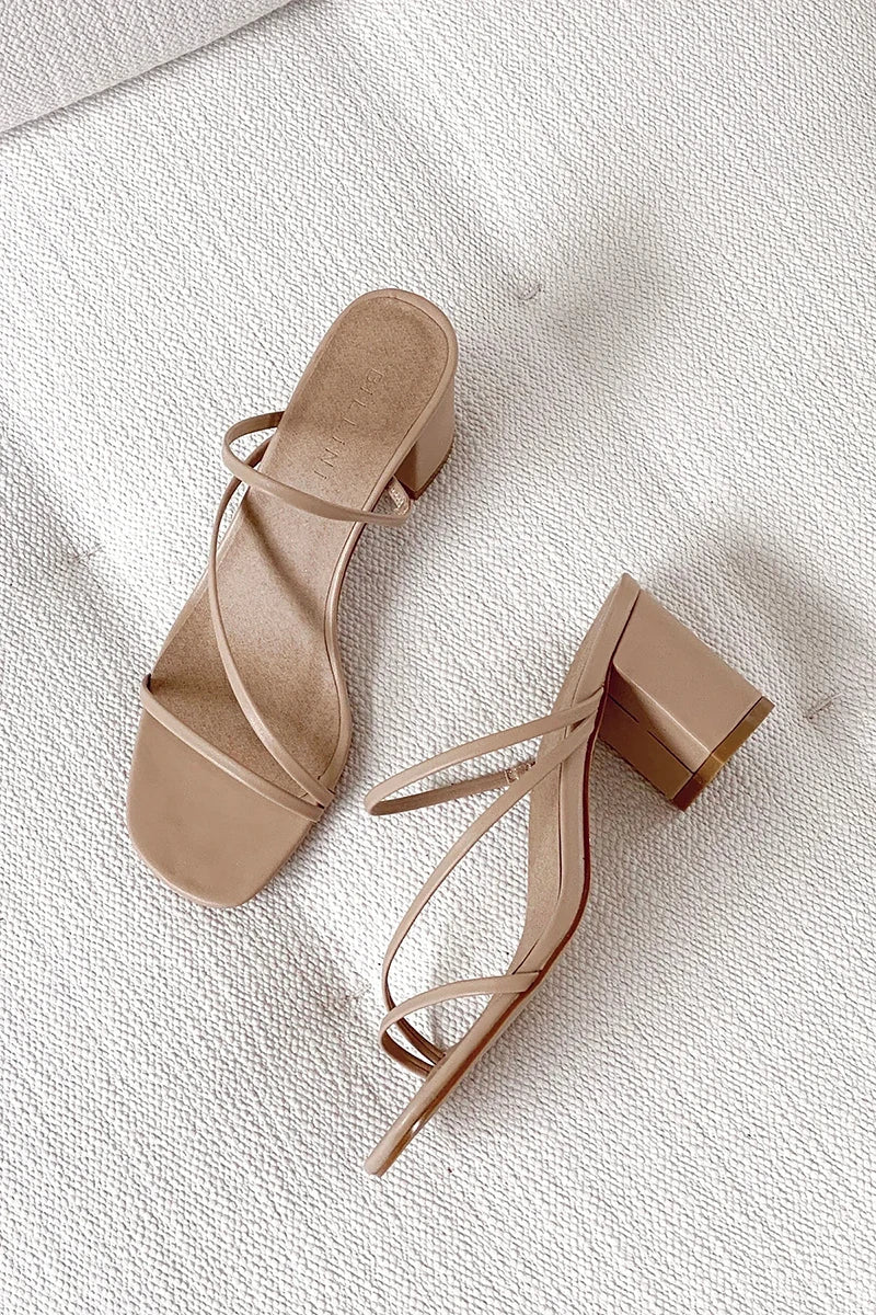 Yazmin Heel - Naakt