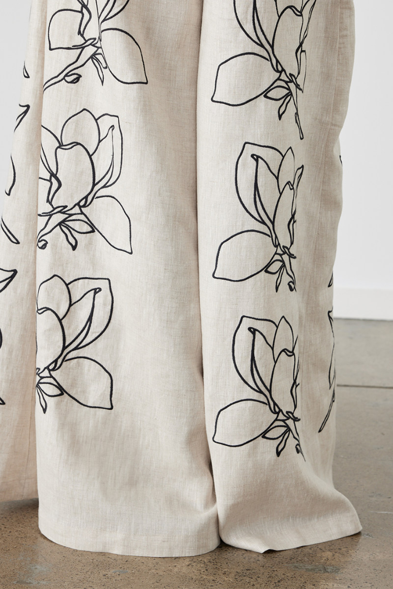 CASUAL LINEN FLORAL SUIT