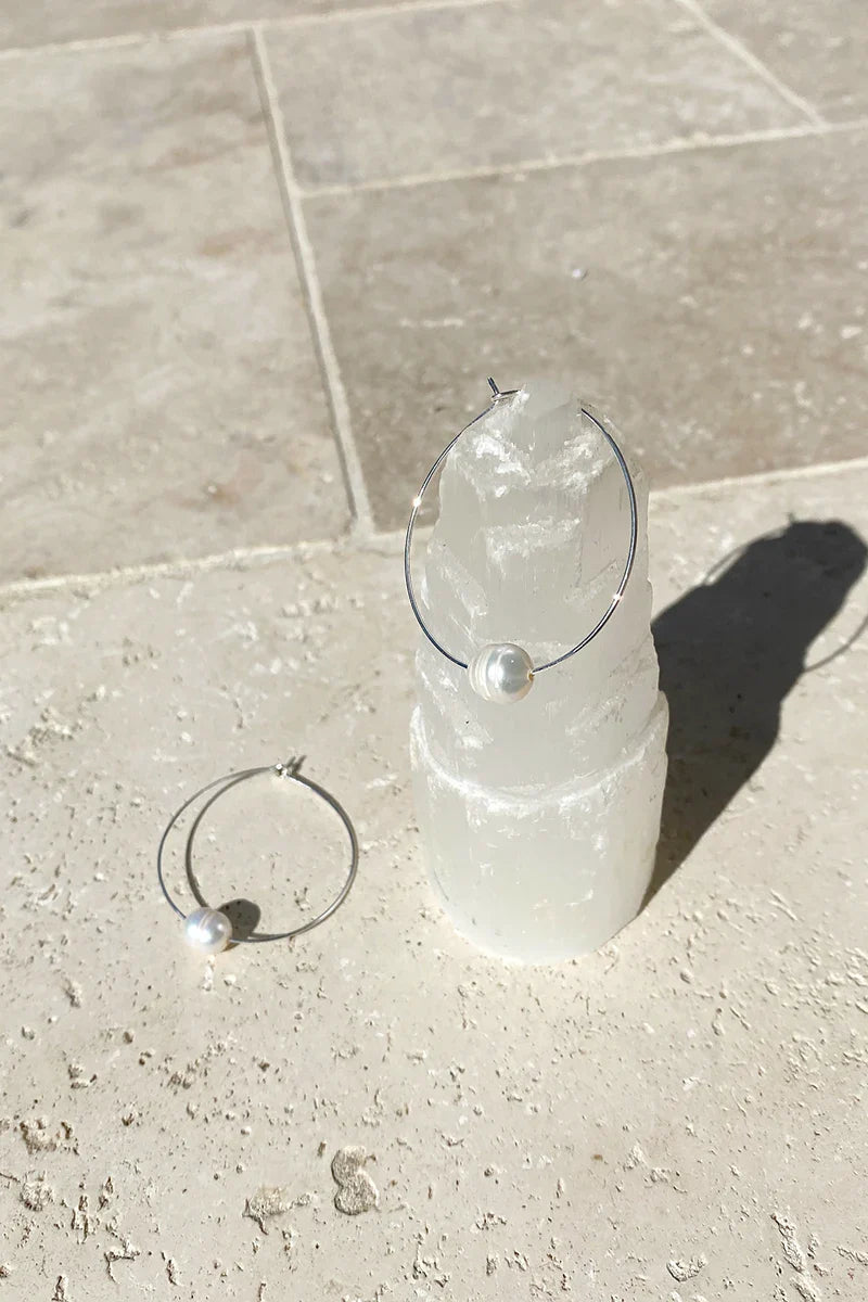 Eenvoudige parel fijne draad oorringen - Crème/Zilver
