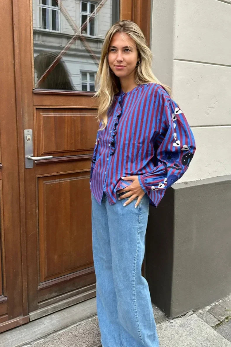 Vintage carrousel blouse