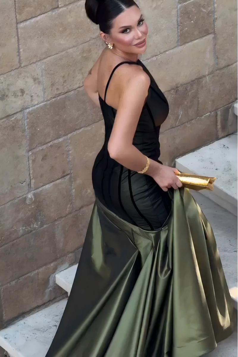 Vintage Inspired Mermaid Evening Gown