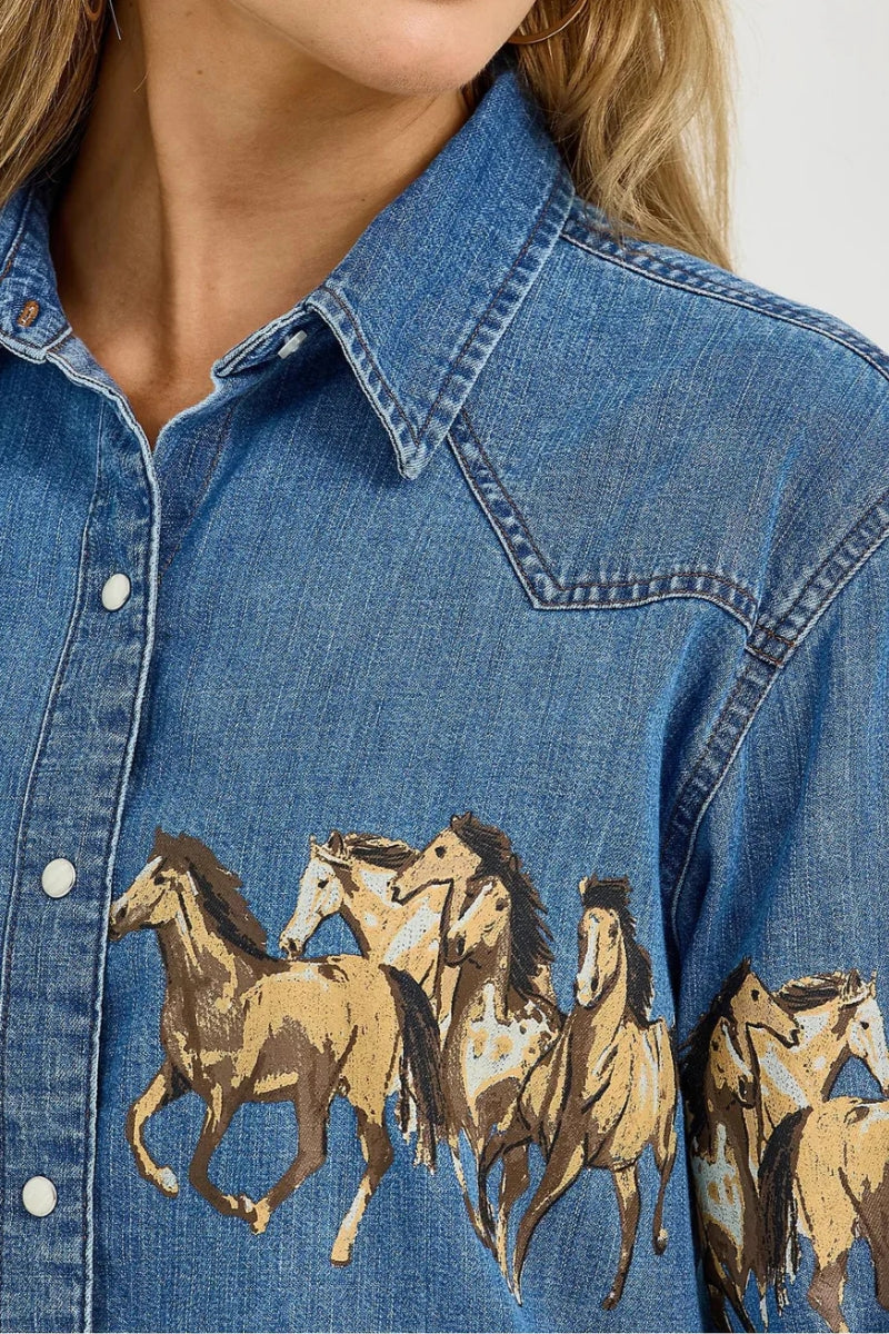 Relaxte pasvorm spijkerblouse met lange mouwen en drukknopen