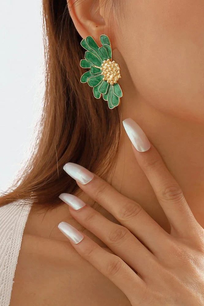 أقراط سيبيل نصف زهرة