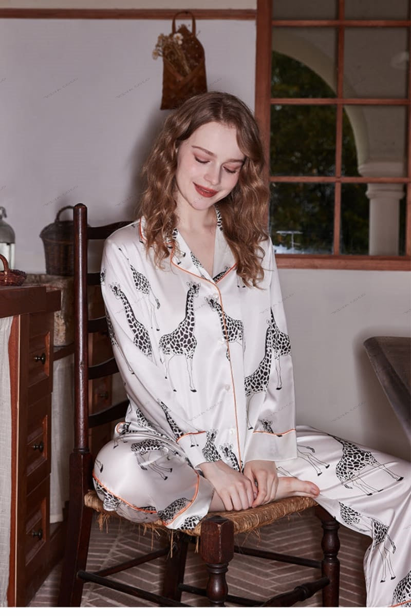 Ice Silk Long Sleeve Loose Casual Wear - Giraffe Print