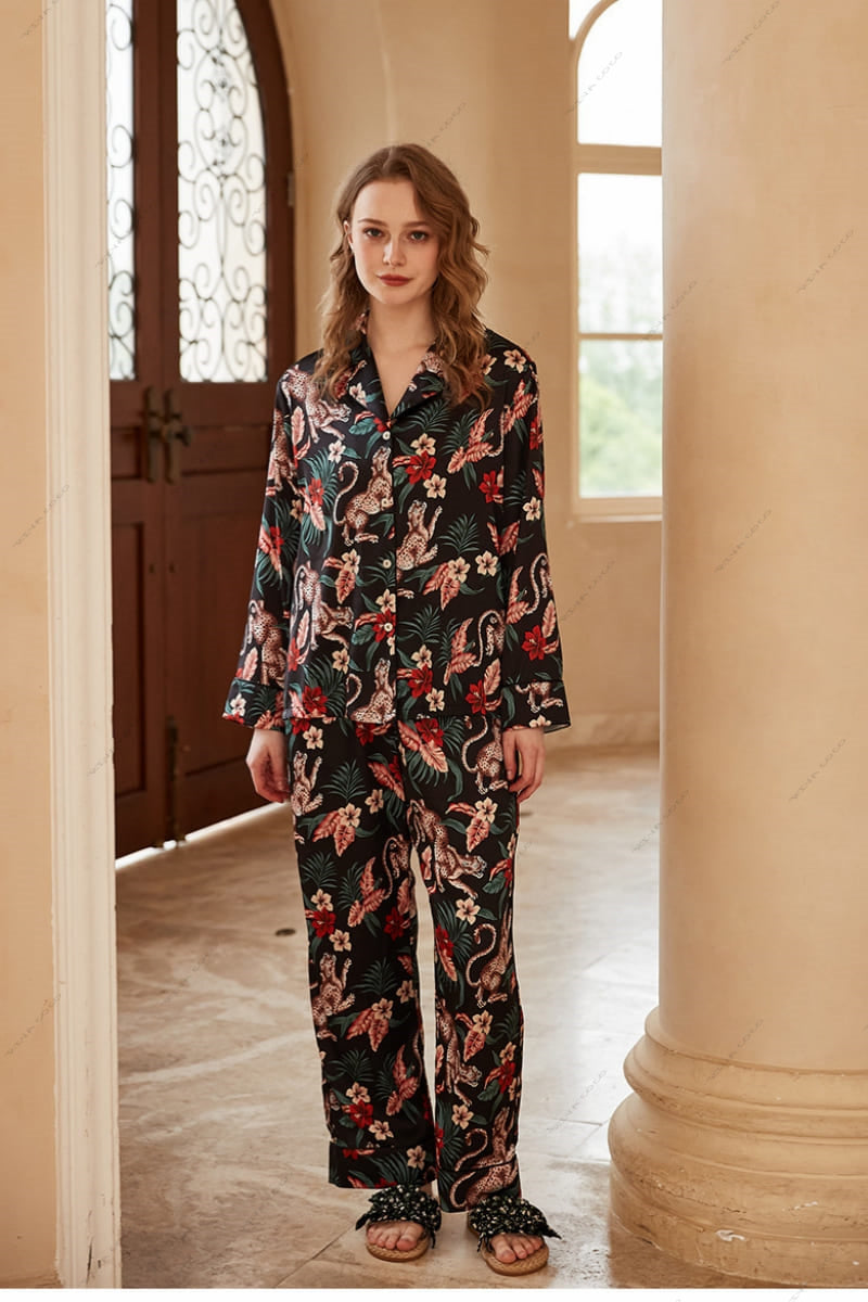Jaguar and Floral Print Ice Silk Long-Sleeve Loungewear Set
