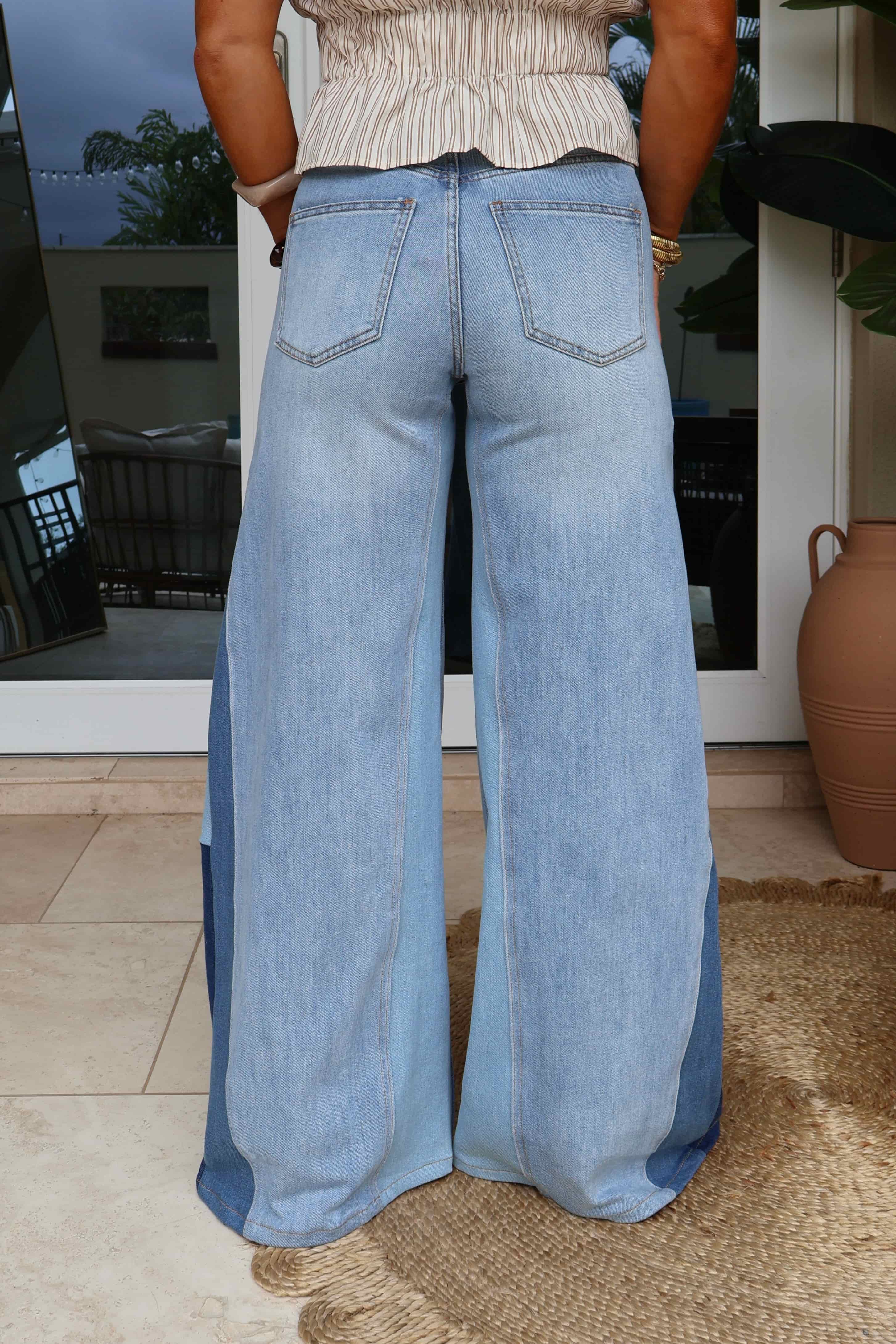 Wide-Leg-Panel-Jeans