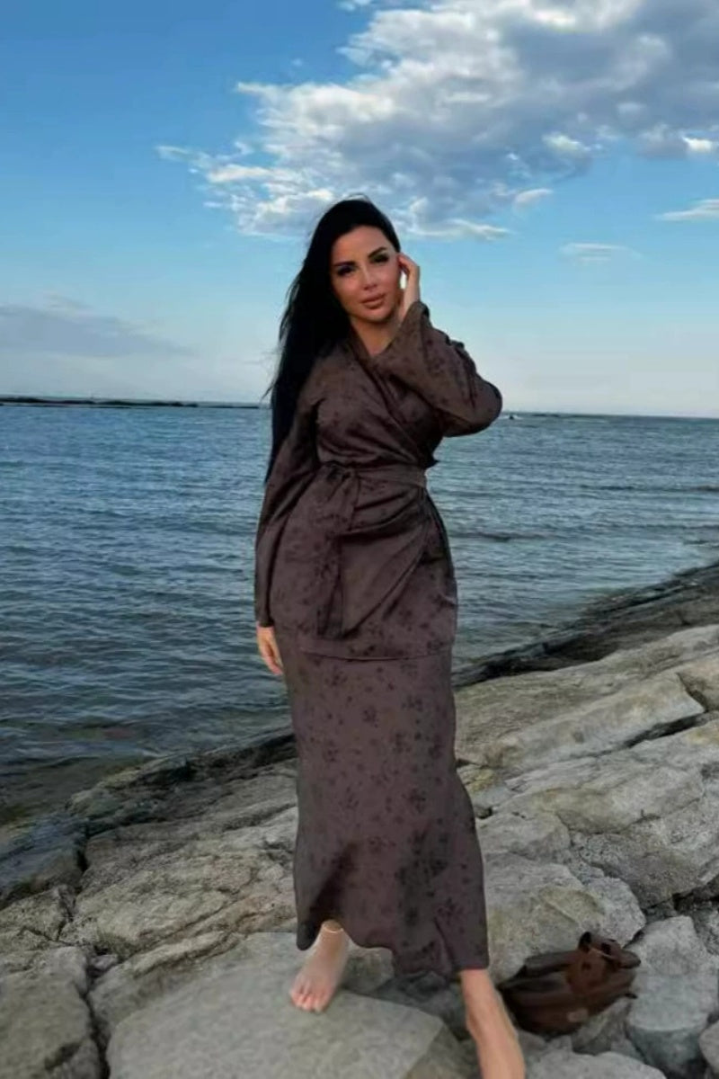 Link dedicato al completo con gonna a metà gamba (copia)