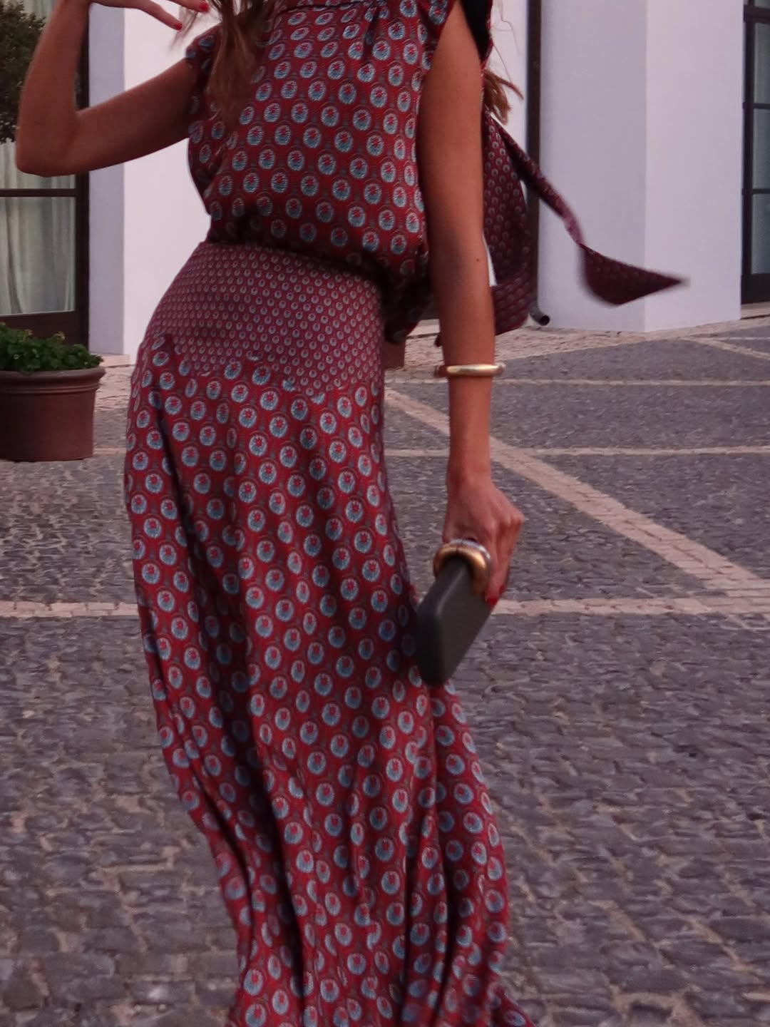 Retro Print Scarf Neck Top & Flowing Maxi Skirt Two-Piece Set