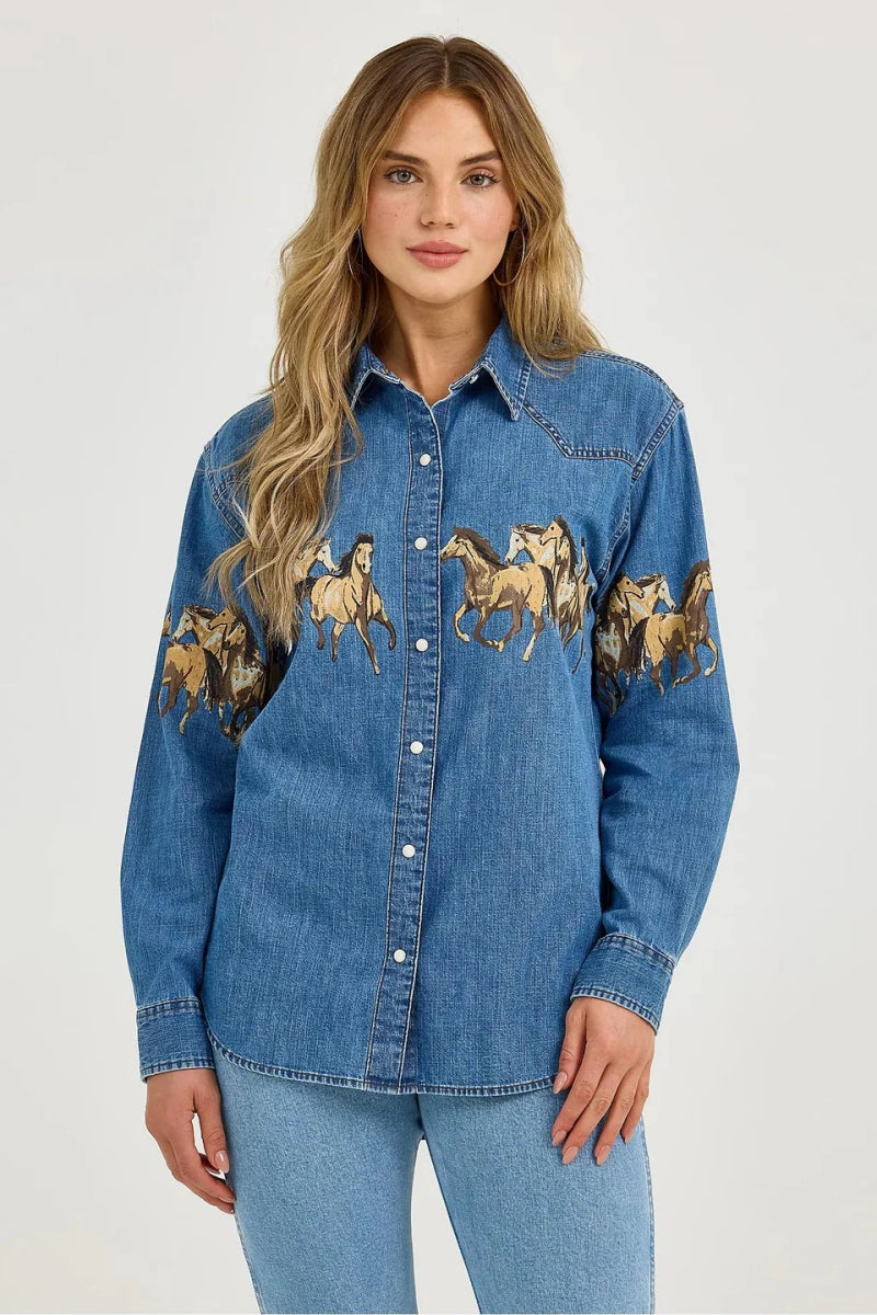 Relaxte pasvorm spijkerblouse met lange mouwen en drukknopen