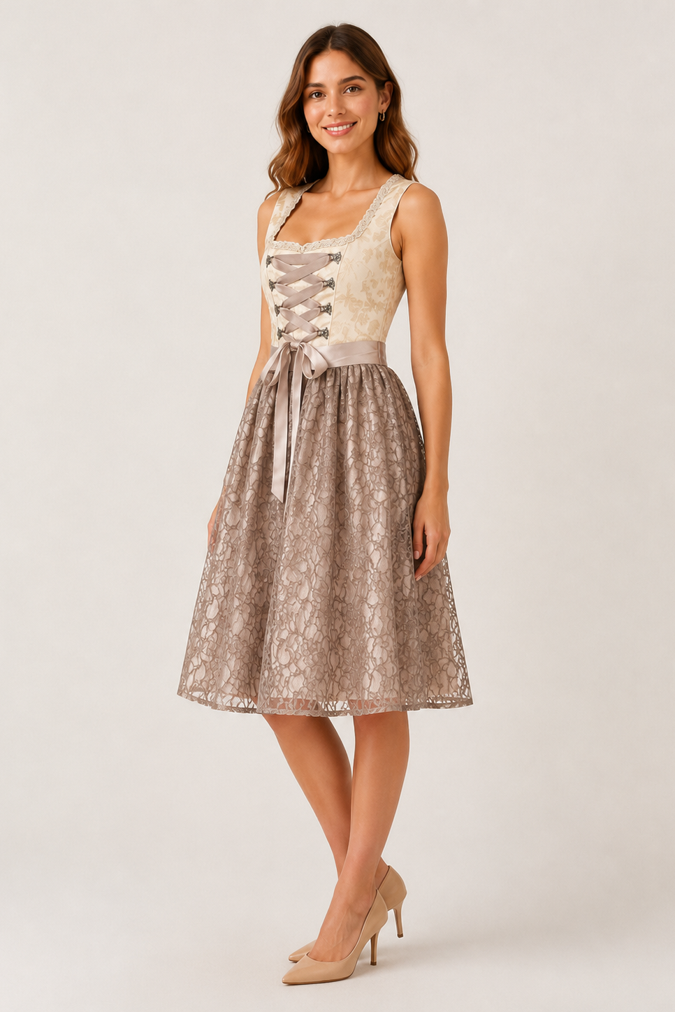Šněrovací dirndl šaty z žakáru
